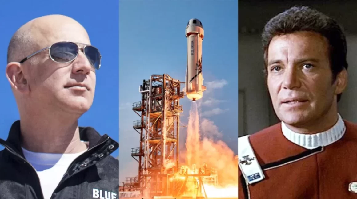 Jeff Bezos CEO di Blue Origin e l'attore William Shatner