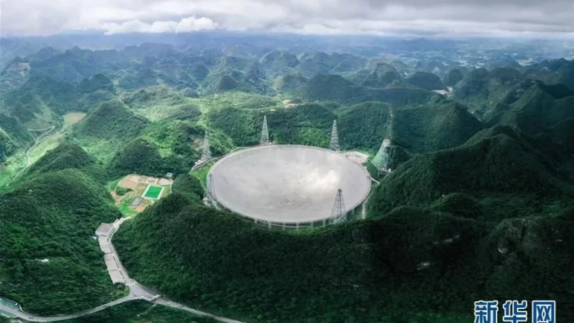 Il telescopio cinese FAST chiamato Sky Eye deputato alla ricerca di segnali alieni