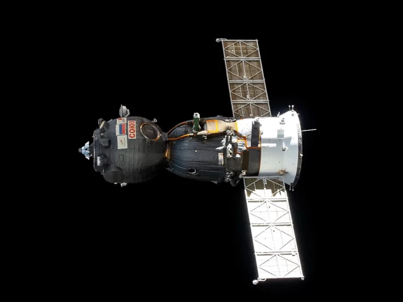 La capsula Soyuz con cui Roscosmos invia rifornimenti ed astronauti a bordo della ISS