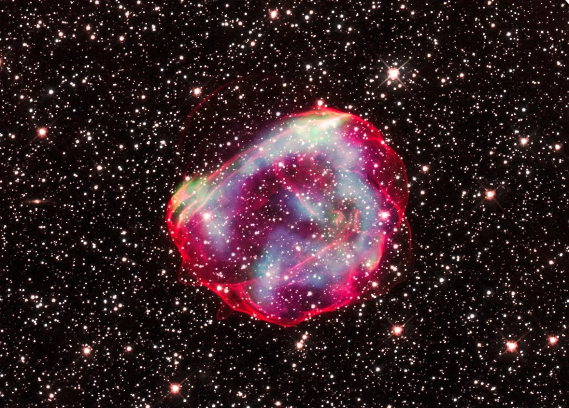 E' possibile prevedere la formazione di una supernova, in foto il residuo di supernova chiamato SNR 0519