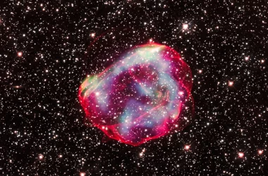 Il residuo di supernova chiamato SNR 0519