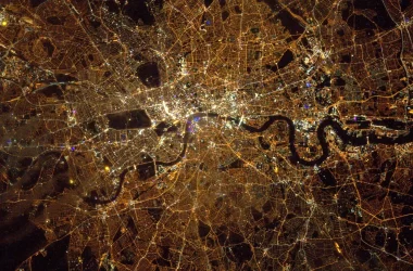 La mappa dell'ESA mostra l'inquinamento luminoso delle nostre città di notte partendo dalle foto scattare dagli astronauti sull'ISS