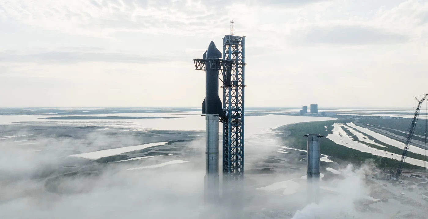 Secondo il CEO di SpaceX, Elon Musk, siamo molto prossimi al primo test di lancio orbitale della navetta Starship.