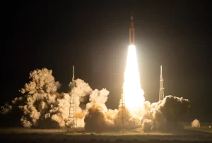 Dall'analisi preliminare la NASA conferma che il razzo SLS usato nelle missioni Artemis è pronto a far volare gli astronauti sulla Luna.