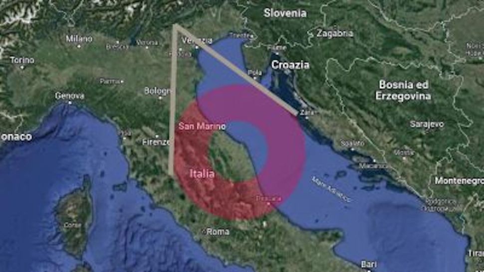 La position probable de l'ELVE, l'anneau rouge sur l'Italie capturé par le photographe Valerio Binotto