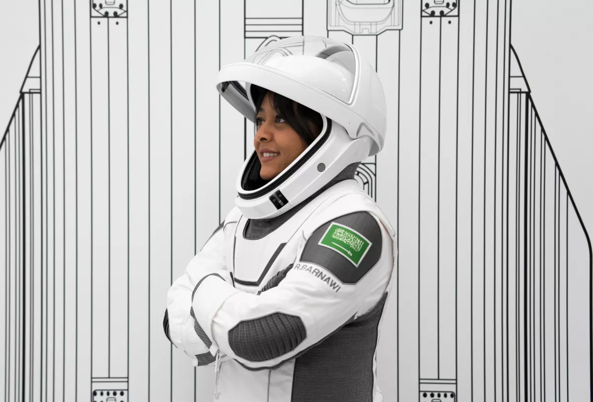 La prima donna astronauta saudita volerà a bordo della ISS con un Falcon 9 di SpaceX nella missione Ax-2 della Axiom Space
