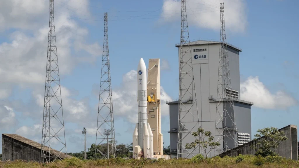 El lanzador de próxima generación de la ESA, Ariane 6, que reemplazará Ariane 5, está casi listo para su lanzamiento de prueba en octubre