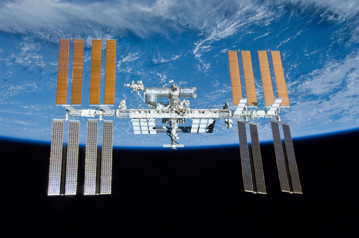 La NASA celebra i 25 anni della ISS e sta preparando i presupposti per una stazione spaziale creata da aziende private
