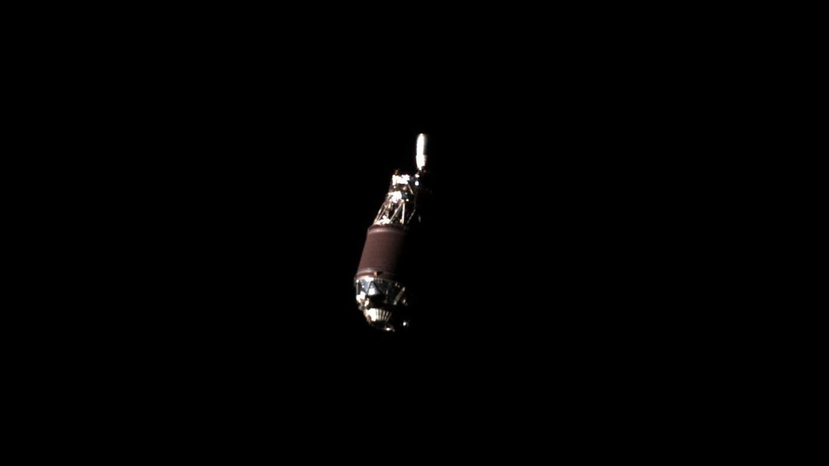 Una missione della azienda giapponese Astroscale ha scatto per la priva volta una storica foto ravvicinata di un razzo in orbita da 15 anni